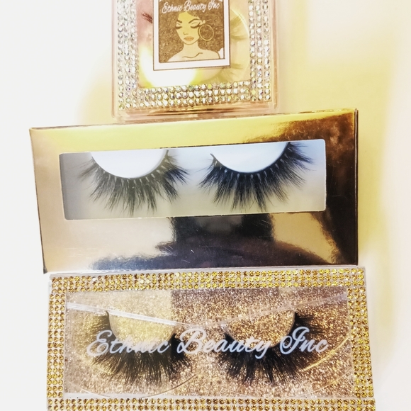 Mink Eylelash Beauty Bundle - Picture 16 of 16